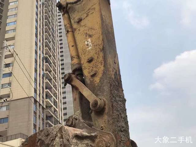 加藤 HD820LC-II 挖掘机