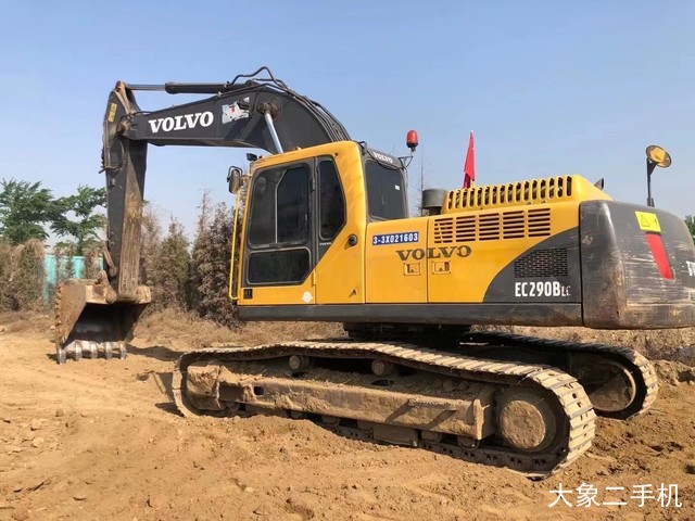 沃尔沃 EC290BLC 挖掘机