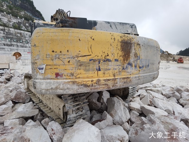 小松 PC300-7 挖掘机