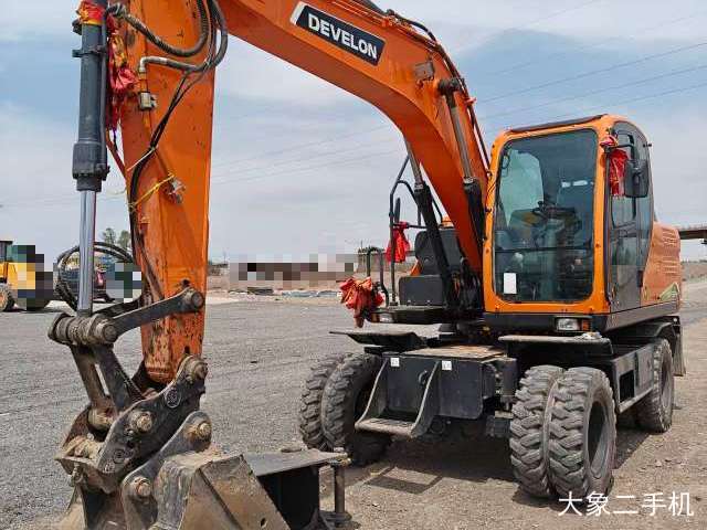 斗山 DH130W-V 挖掘机