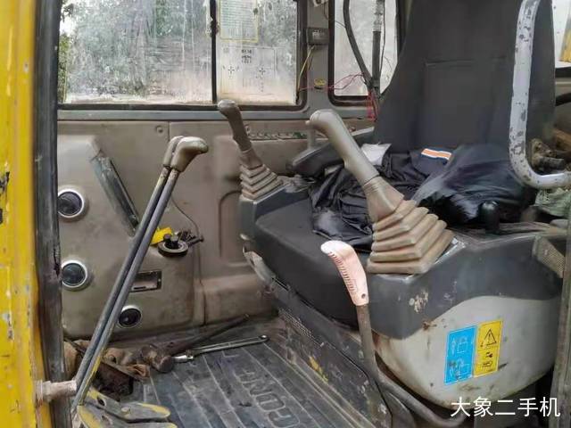 山东临工 LG660 挖掘机