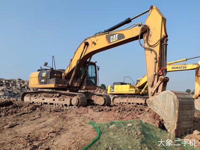 卡特彼勒 330D2L液压 挖掘机