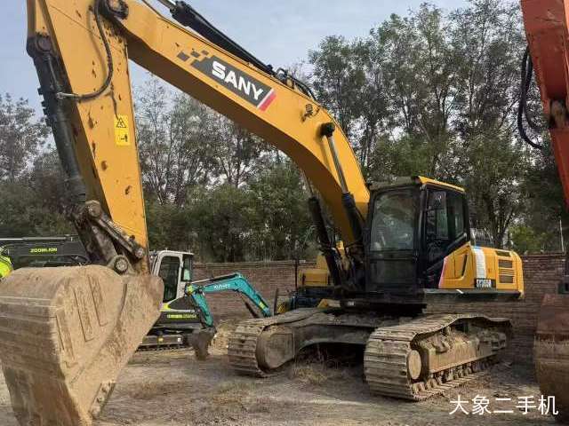 三一重工 SY305H 挖掘机