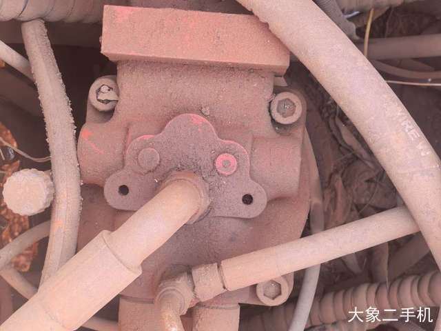 斗山 DH220-5 挖掘机