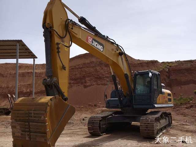 徐工 XE335DK 挖掘机