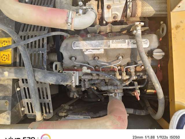 徐工 XE135D 挖掘机