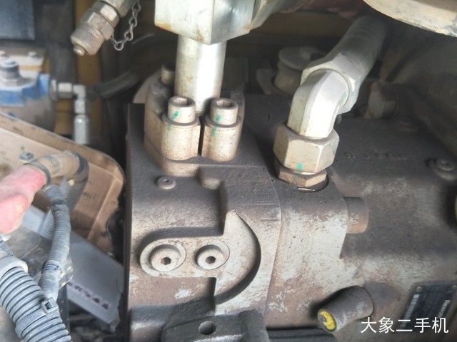 山东临工 LG685 挖掘机