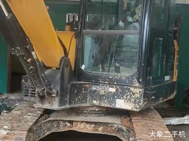 三一重工 SY55C 挖掘机