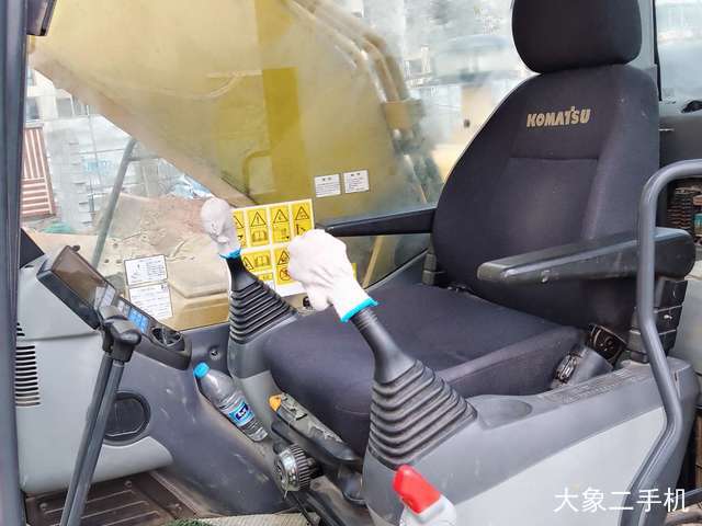 小松 PC360-8M0 挖掘机