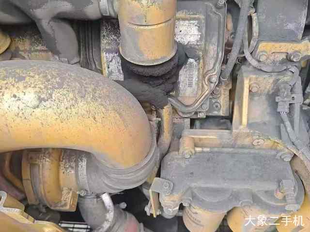 卡特彼勒 6015B 挖掘机