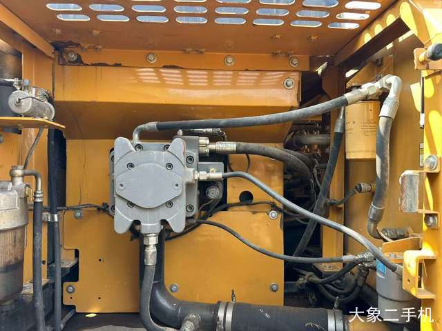 三一重工 SY245H 挖掘机