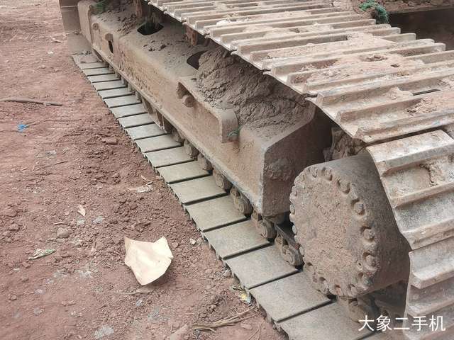 沃尔沃 EC220D 挖掘机