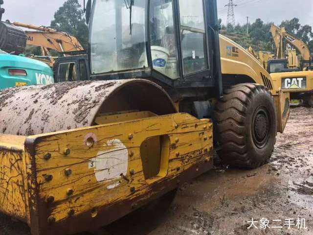 厦工 XG626M 压路机