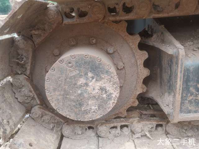 山东临工 E680F 挖掘机