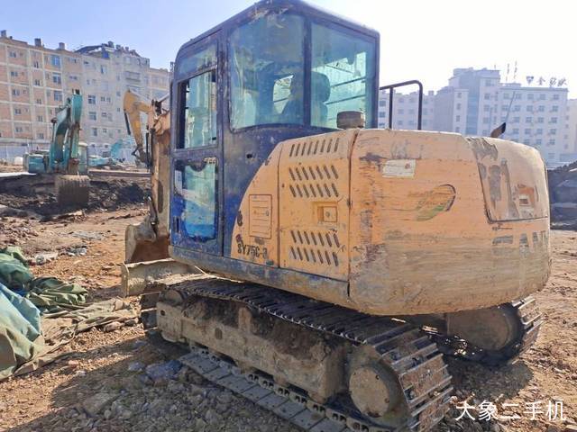 三一重工 SY75C 挖掘机