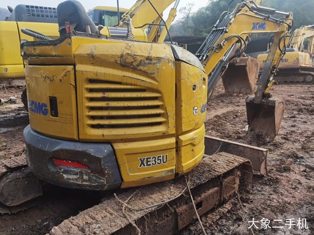 徐工 XE35U 挖掘机