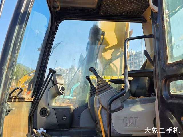 卡特彼勒 318D2L小型液压 挖掘机