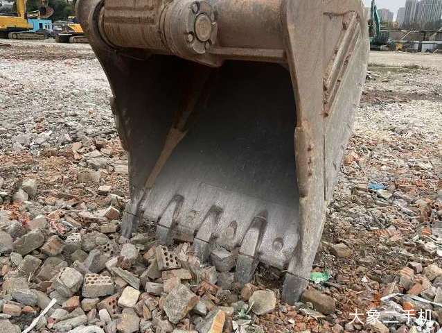 徐工 XE390CH 挖掘机