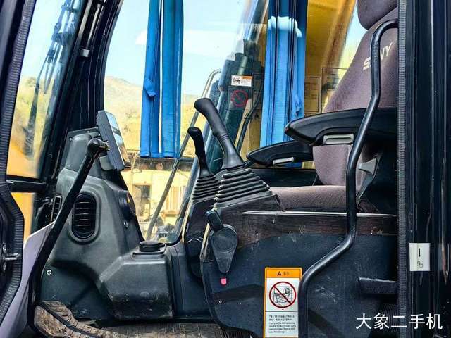 三一重工 SY135C-10 挖掘机