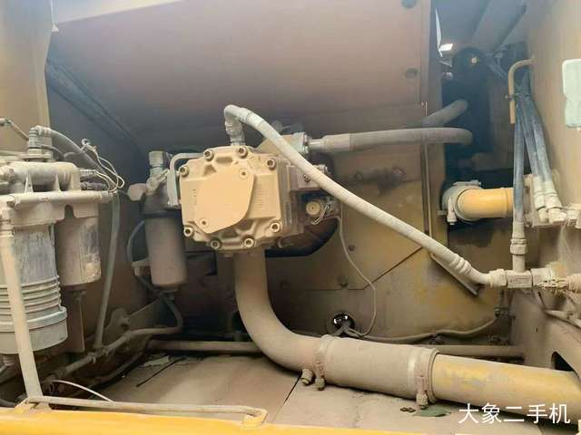 卡特彼勒 新一代Cat®323液压 挖掘机