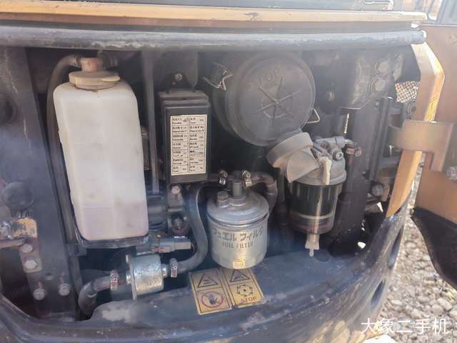 徐工 XE15U 挖掘机