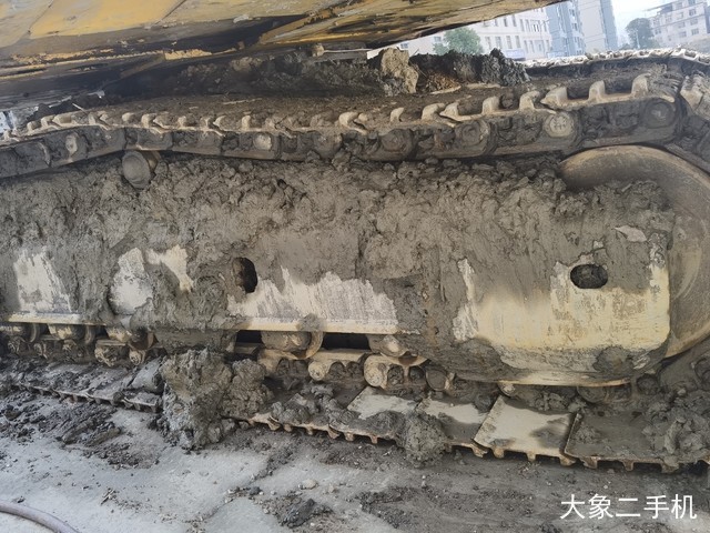 小松 PC210-8 挖掘机