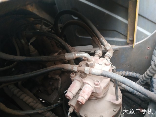 徐工 XE135B 挖掘机