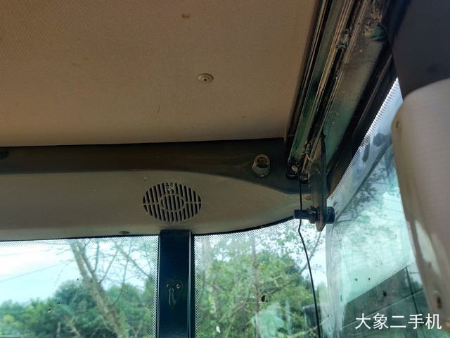 三一重工 SY75C 挖掘机