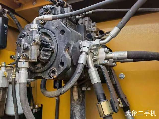 三一重工 SY305H-10 挖掘机