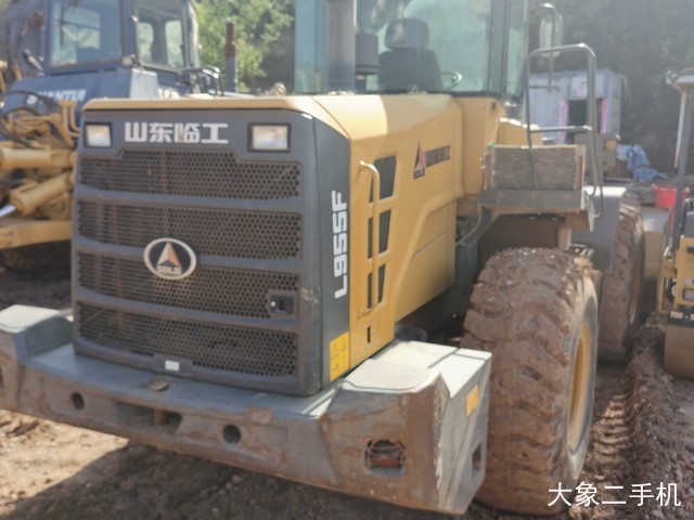 山东临工 L955F 装载机