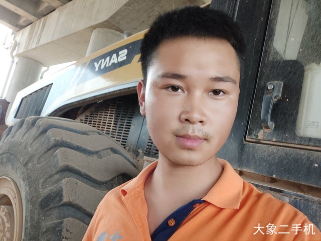 三一重工 SSR260AC-8全液压 压路机