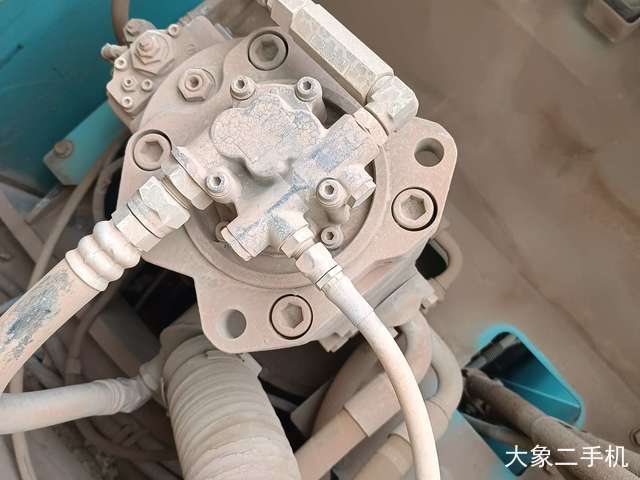 神钢 SK260LC-8 挖掘机