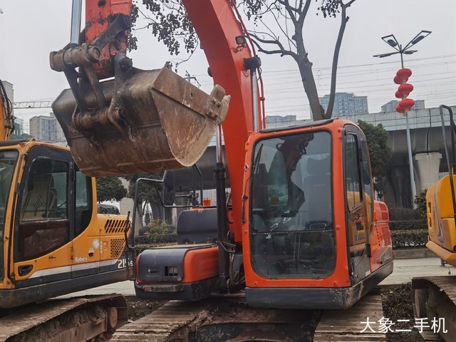 斗山 DX130-9C 挖掘机