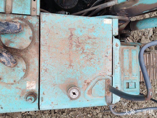 神钢 SK250LC-8 挖掘机