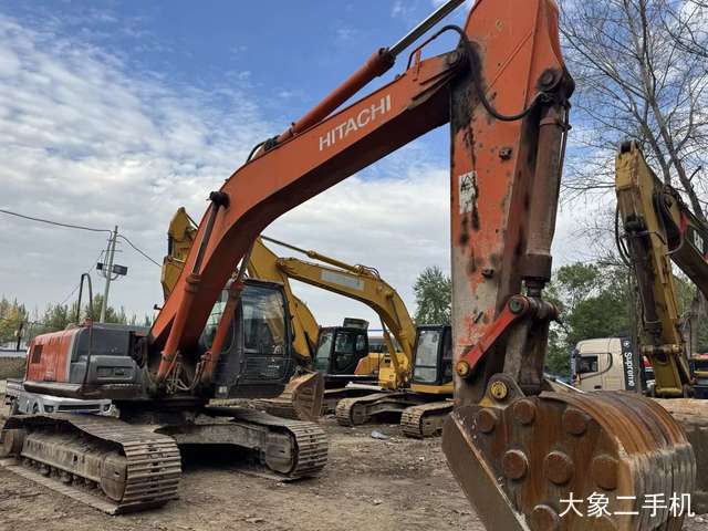 日立 EX240-3 挖掘机