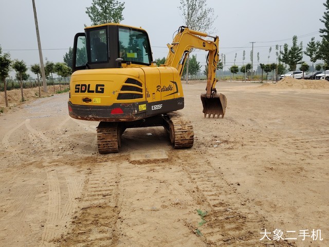 山东临工 E6500F 挖掘机
