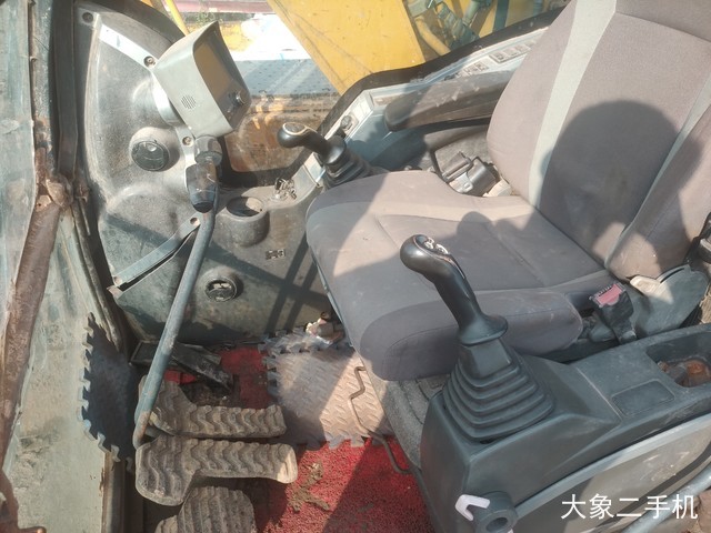 现代 R150LC-9 挖掘机