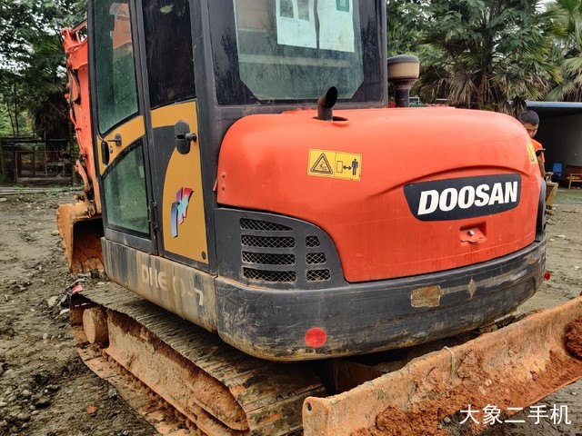 斗山 DH60-7 挖掘机