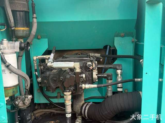 神钢 SK140LC-8 挖掘机