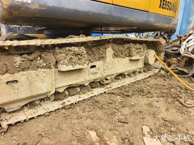 徐工 XE75D 挖掘机