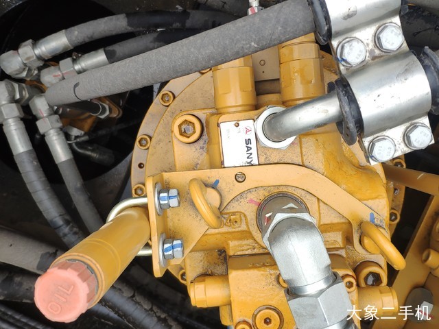 三一重工 SY365H 挖掘机