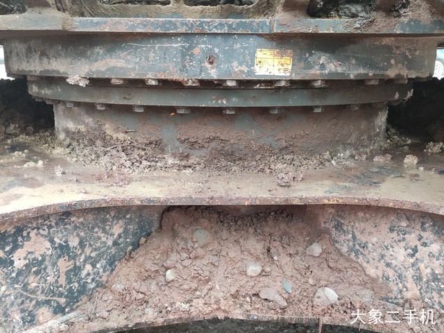 现代 R225LC-7 挖掘机