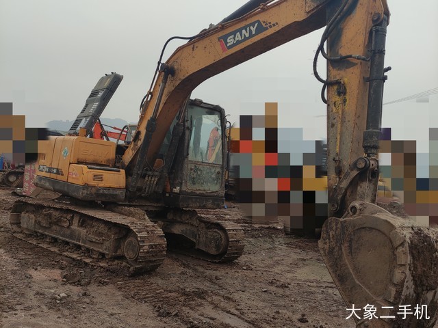 三一重工 SY135C 挖掘机