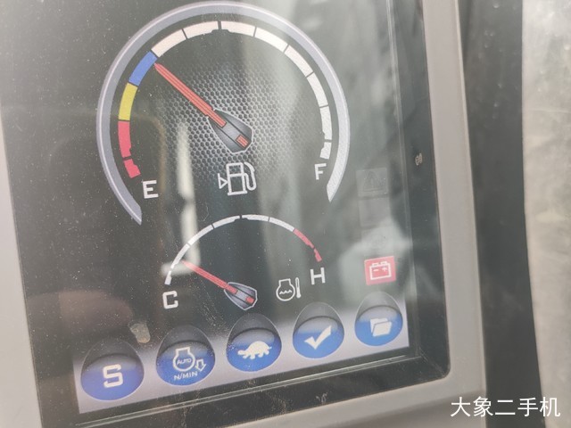 三一重工 SY135C 挖掘机