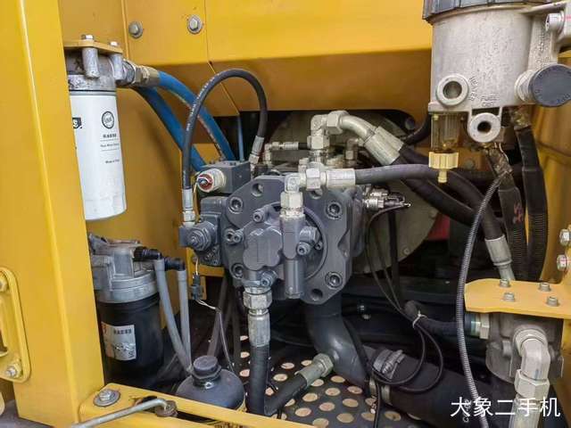 徐工 XE135D 挖掘机