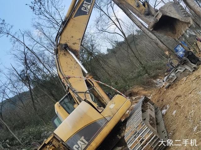 卡特彼勒 320CL 挖掘机