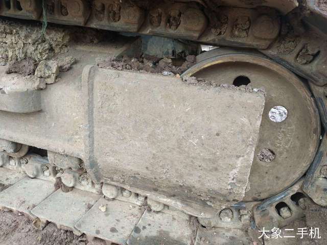 山东临工 E6135F 挖掘机