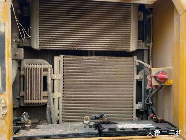 徐工 XE200DA 挖掘机