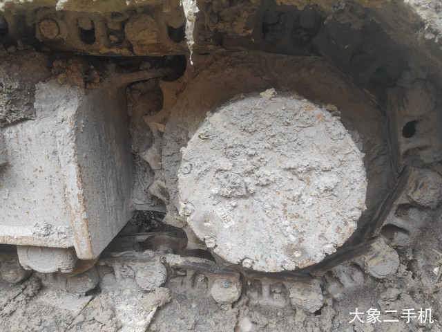 现代 R150LC-9 挖掘机