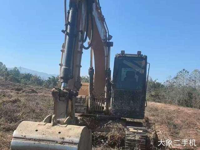 三一重工 SY135C 挖掘机